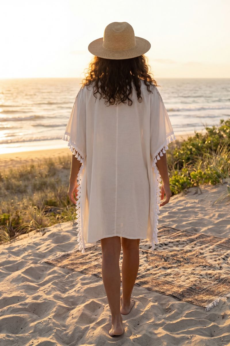 Bohemisk Kaftanklänning beige & guld – Lula Natura